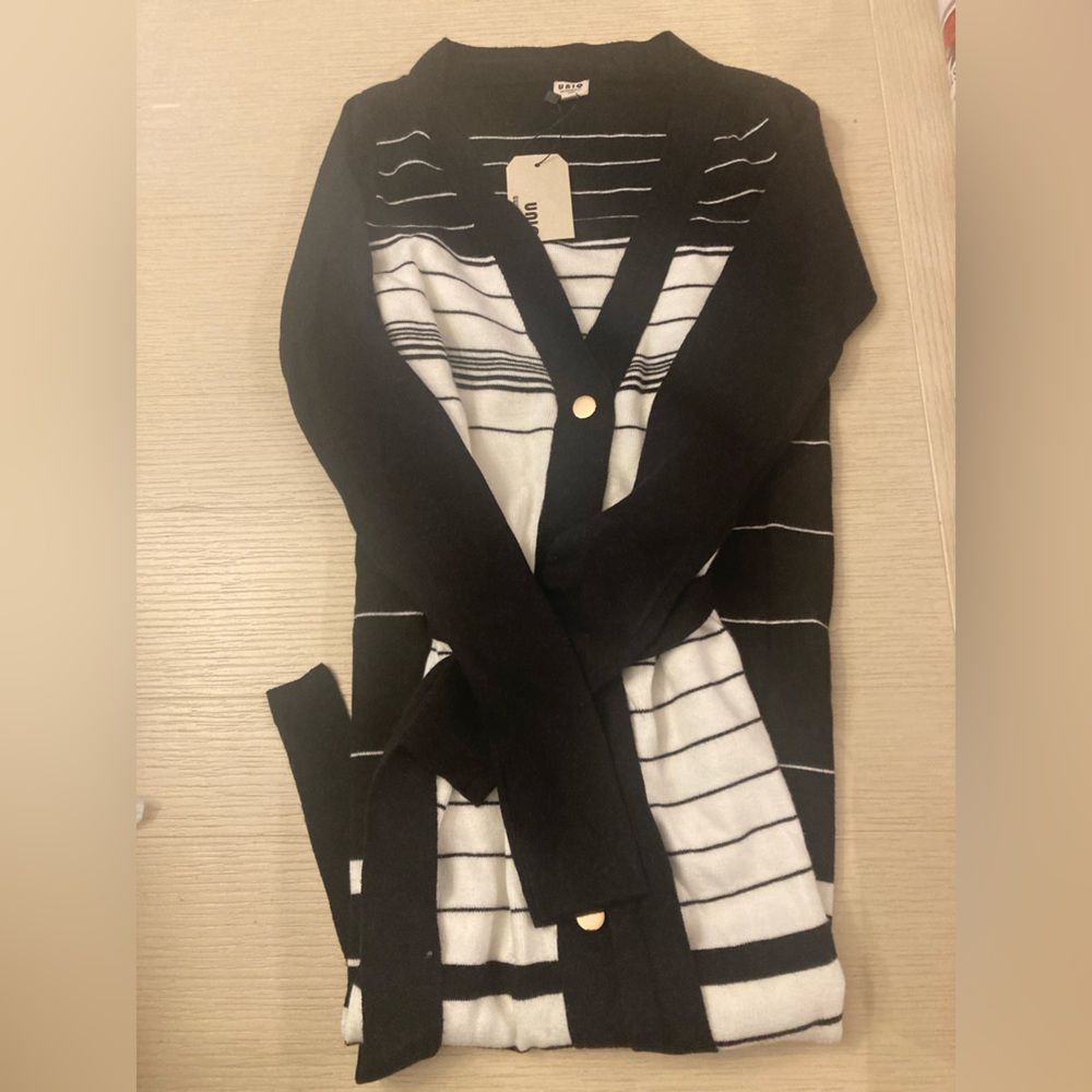 ShopEvelynne Black and Cream Long Cardigan